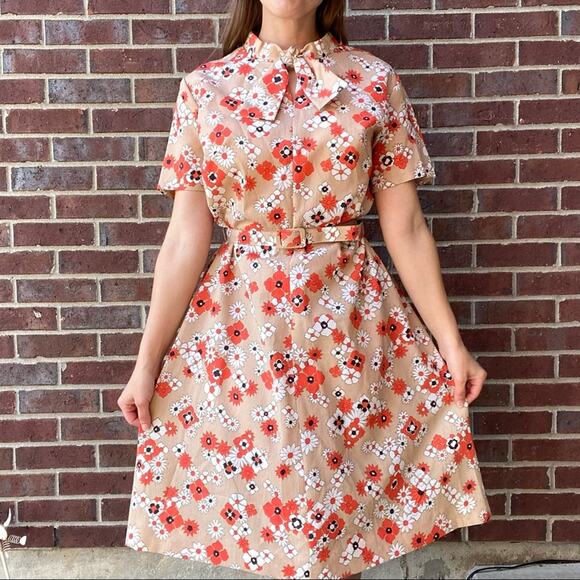 Vintage Dresses & Skirts - Vintage retro 60s/70s belted floral tie neck fit flare dress small medium